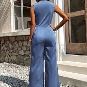 Solid button front jumpsuit never worn, without belt